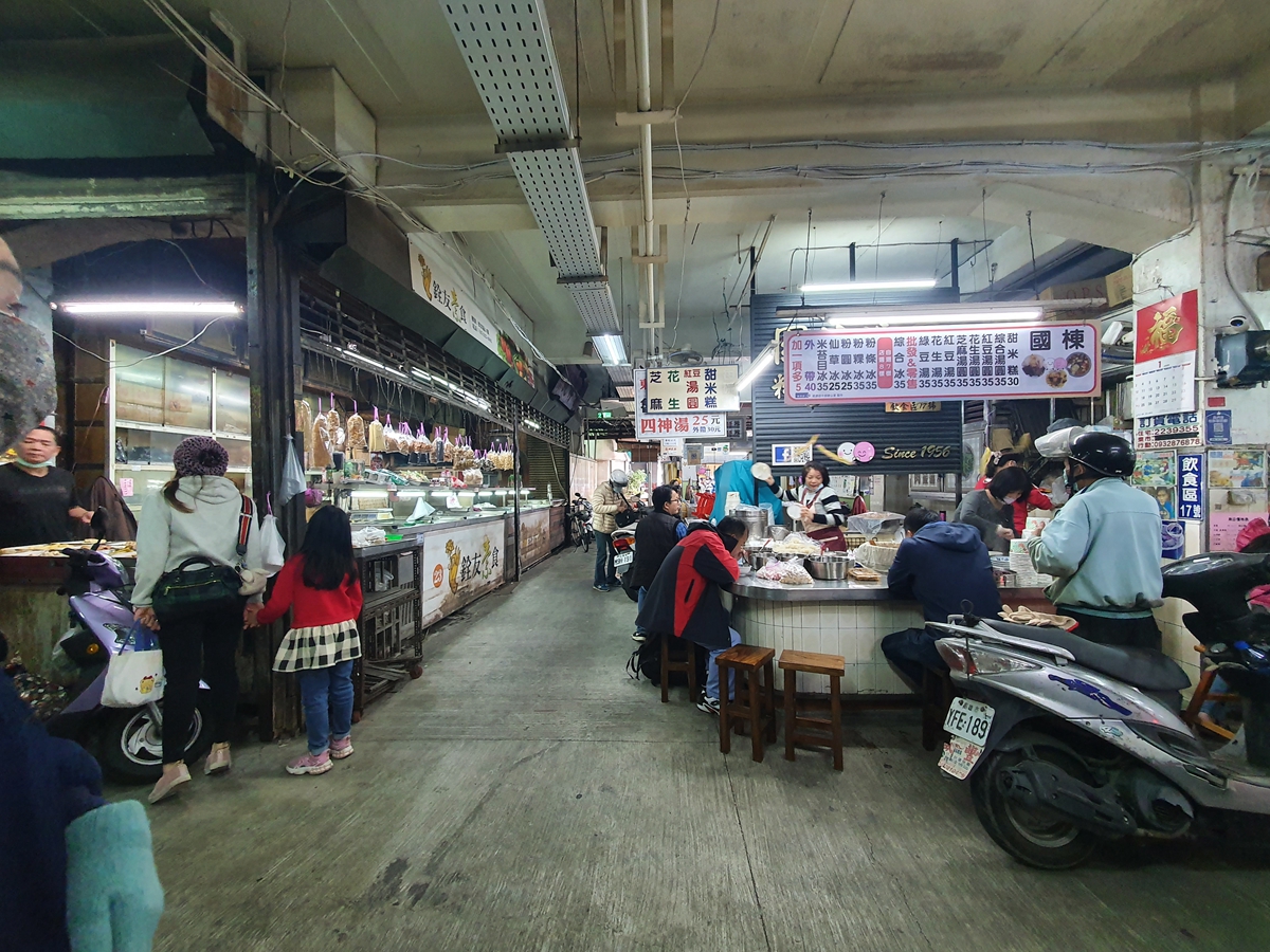 一探嘉義百年市場人情味：嘉義東市場 8家長輩級美食超對味！