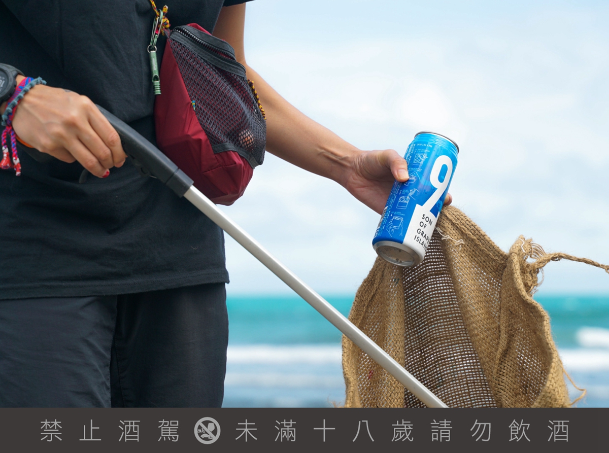 酒標識別超搶眼！臺虎精釀相繼公布兩支精釀啤酒「甘巴爹地」與「蒲島太郎」，從口味、設計中顛覆啤酒框架