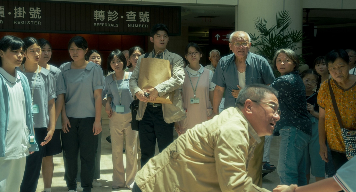【膝關節影評專欄】《疫起》，與死神同行的封院高壓，觸目驚心的地獄遊記