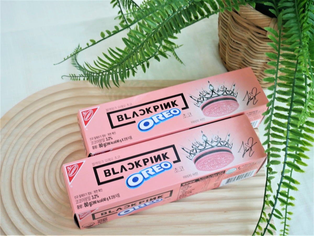 7-11也買得到BLACKPINK聯名OREO啦！粉色餅乾+巧克力內餡超級療癒，價格、開賣地點和時間看這篇