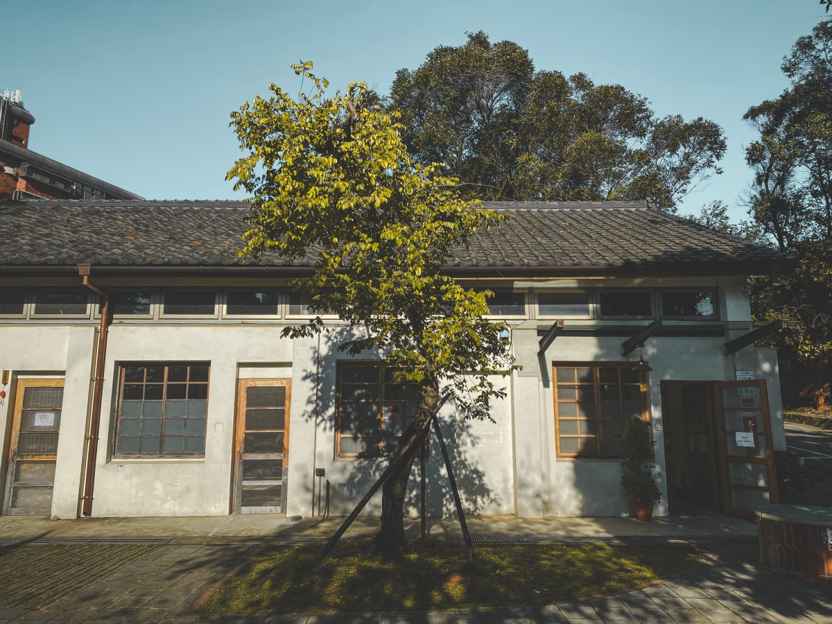 咖啡迷、老宅迷必去的桃園楊梅景點：到「楊梅故事園區」探訪原張芳杰故居、享受美味咖啡甜點