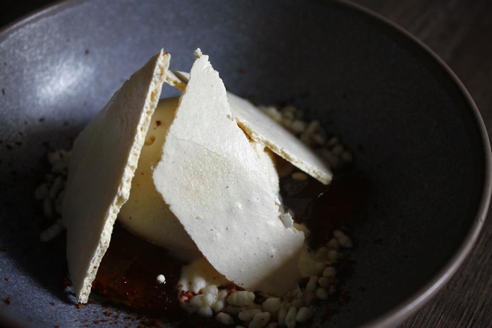 2023必比登推介名單首次入選2家質感甜點店！一探台北HUGH dessert dining 、台中MINIMAL的甜蜜魅力