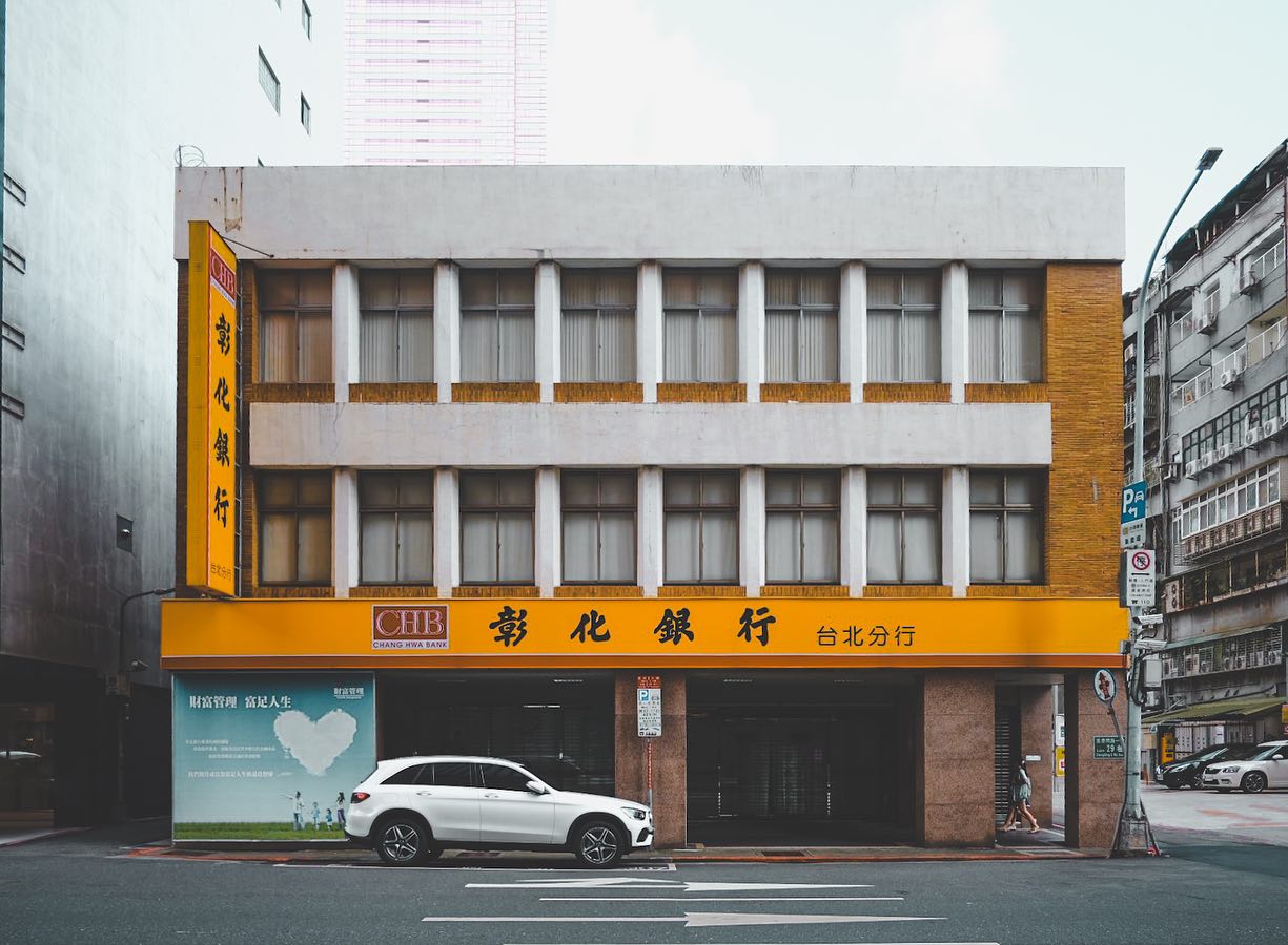 【走讀台北】一探台北舊城區重慶南路北段的變遷，回到「本町」欣賞隱藏街屋