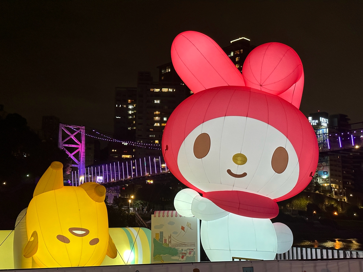 可愛擊爆！巨型三麗鷗家族現蹤新店，Hello Kitty攜家族明星於「2023碧潭地景裝置藝術節」登場