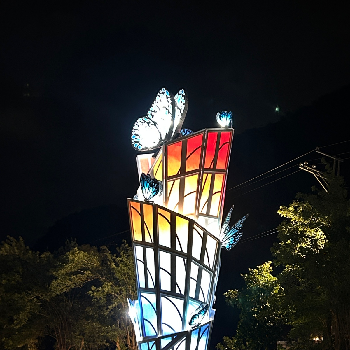 2023台東光祭登場！以「回知本」為題打造13件光藝作品，展現溫泉之鄉不同面向的美