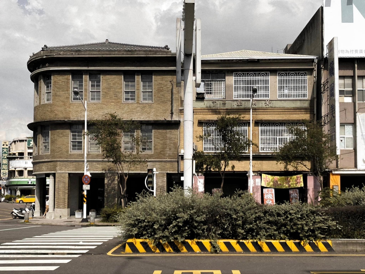 屏東經典老屋新生！到以80年歷史老旅社改建的「驛前大和咖啡館」喝杯咖啡