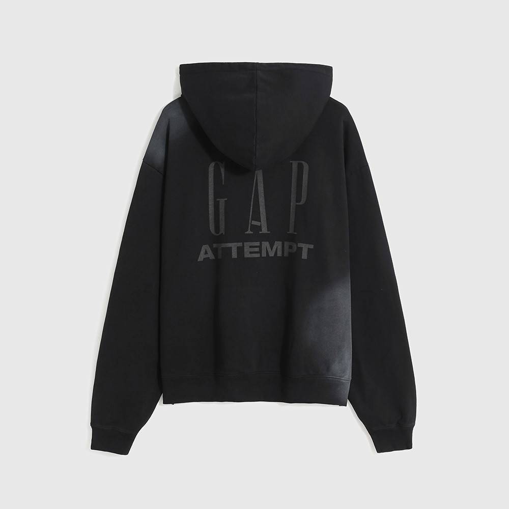 快時尚也搭上時尚聯名列車！ GAP、GU紛紛與質感潮牌合推「個性感」中性單品