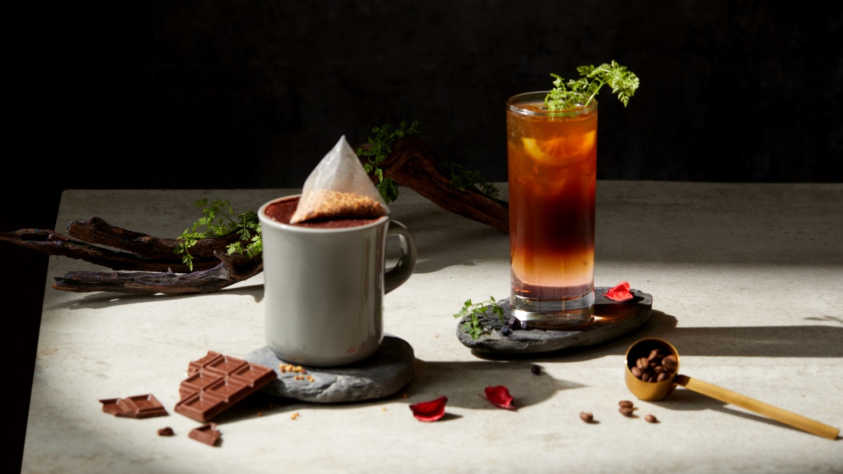 餐飲界也跟上露營潮！好丘、cama café齊推野營風限定店裝和新品，在城市裡也能享受愜意氛圍