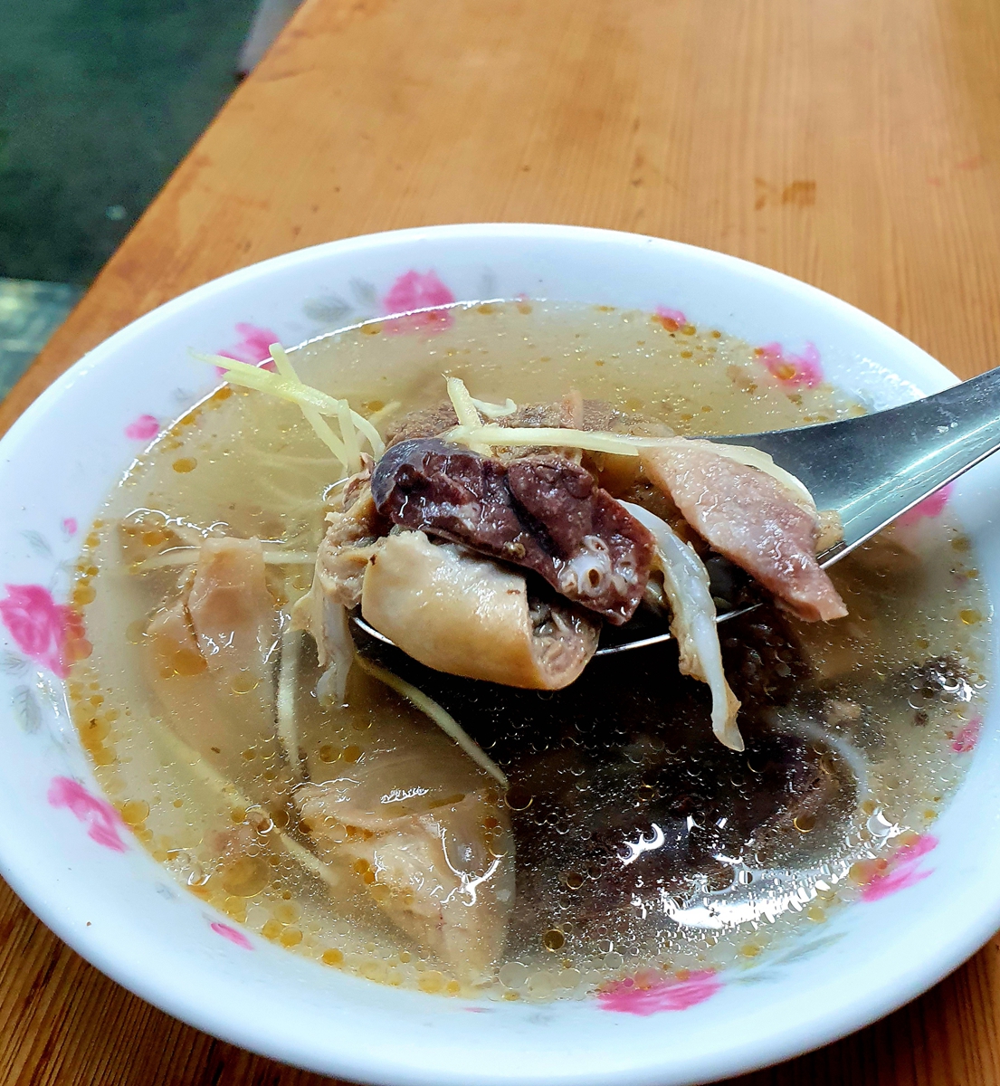 一探嘉義百年市場人情味：嘉義東市場 8家長輩級美食超對味！