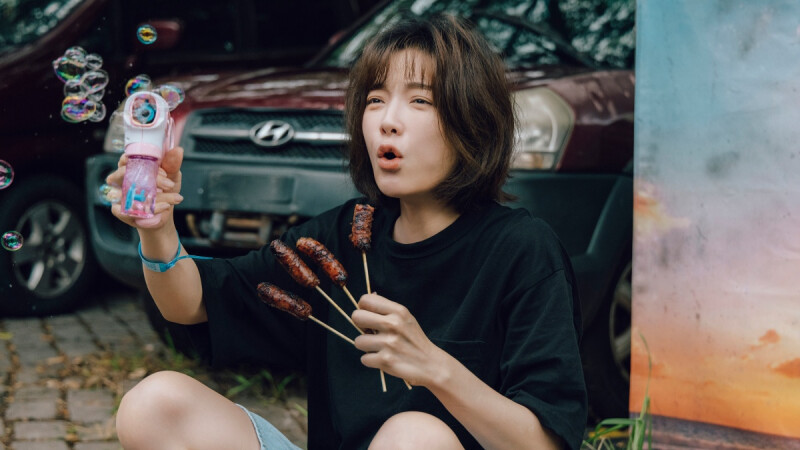 【Snow影劇專欄】「女性的天職，它就真的只有一種樣貌嗎？」與《村裡來了個暴走女外科》導演賴孟傑的深度對談