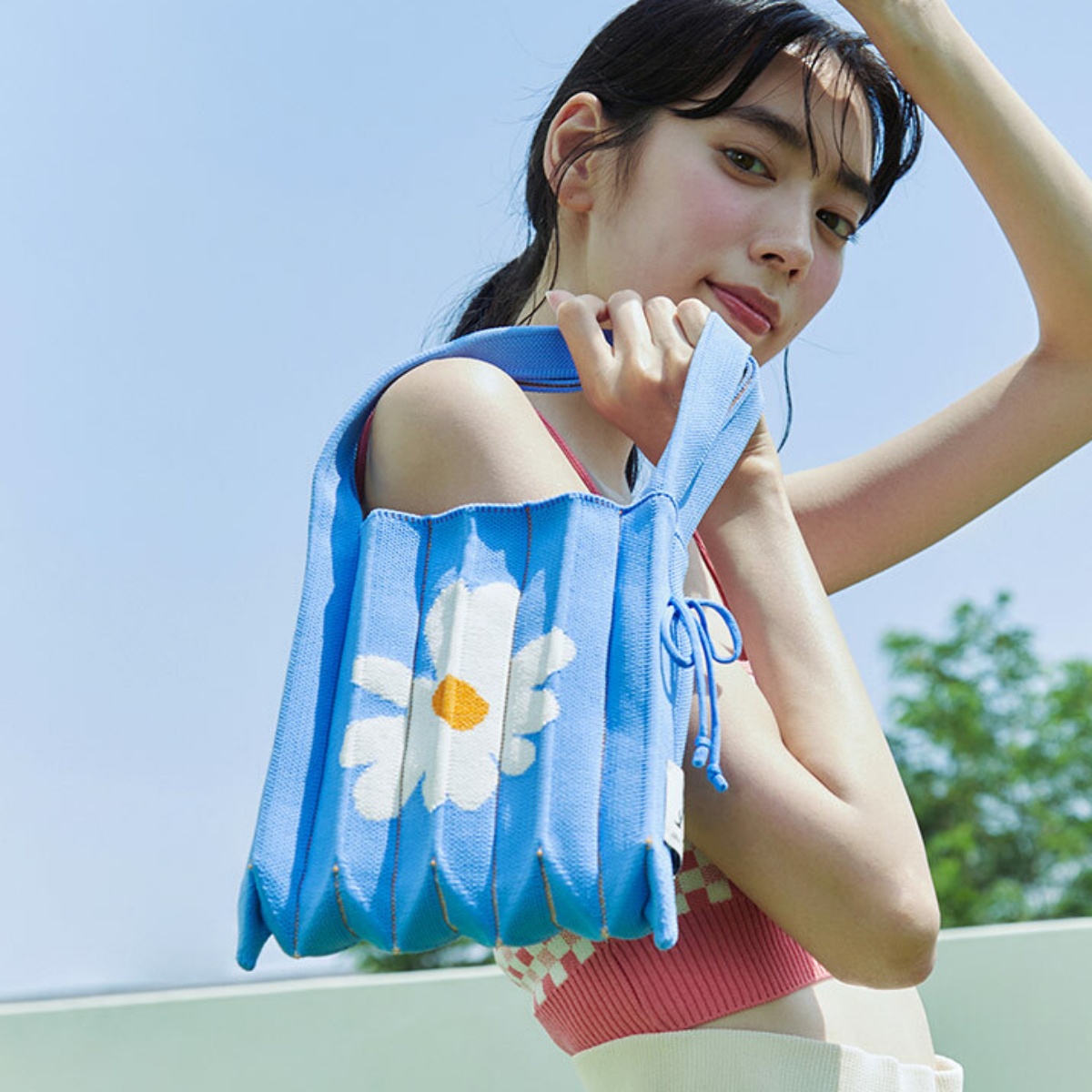 包包也要換季！夏季必備「清爽系」小眾包款總整理，讓雪糕撞色包、彩色編織包為春夏穿搭增添亮點