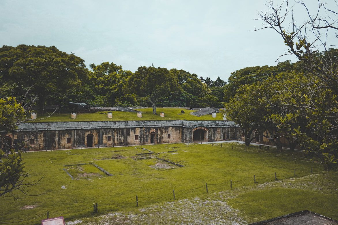 【走讀台北】淡水戰略的北門鎖鑰：一窺「滬尾礮臺」的超現代防禦遺跡