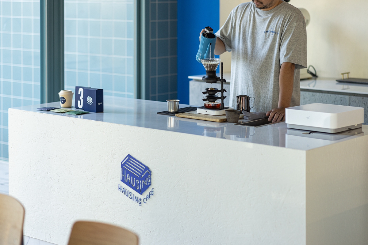 Café Prouvé亞洲巡迴快閃最終點抵達台中！攜手Hausinc Café打造期間限定藍白色系咖啡館