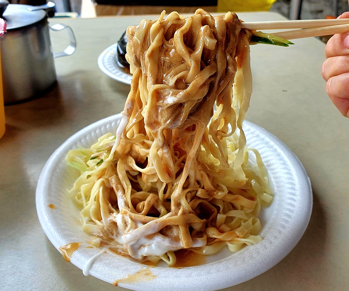 揭開嘉義「白醋」的身世之謎！不只有涼麵，「白醋」和這些嘉義美食也很合拍！
