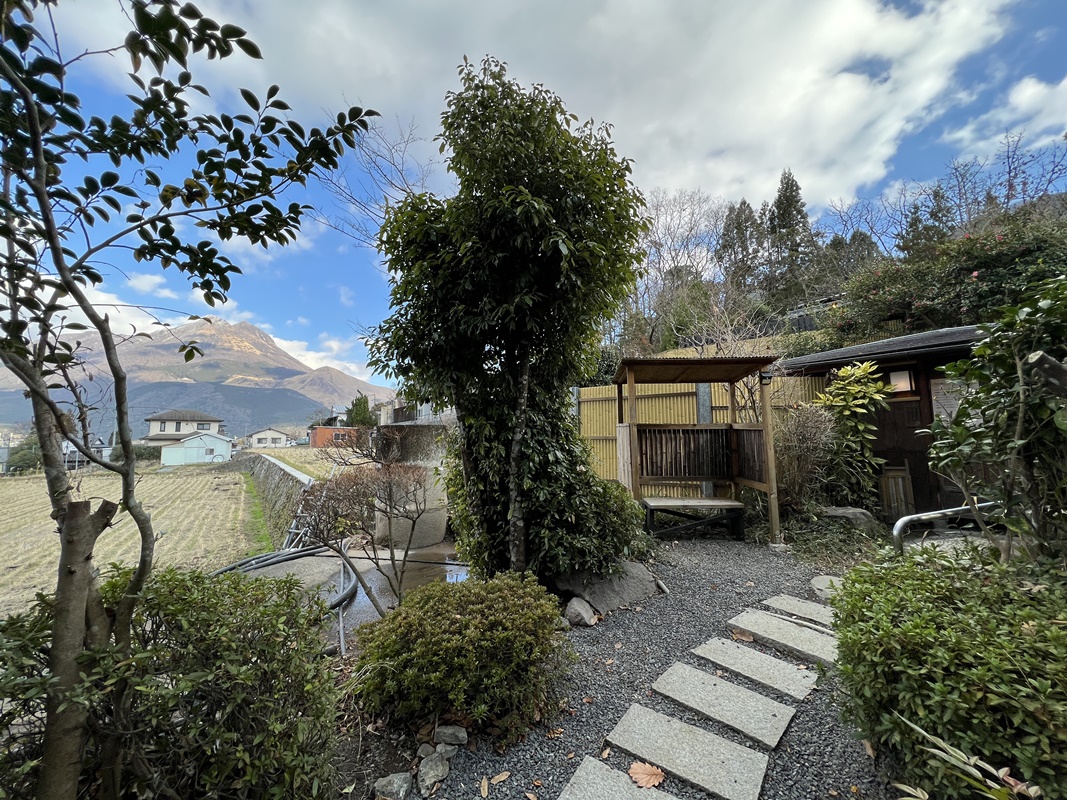 日本九州最美的田園風光！閑靜漫遊由布院田園通、湖畔午茶和露天溫泉