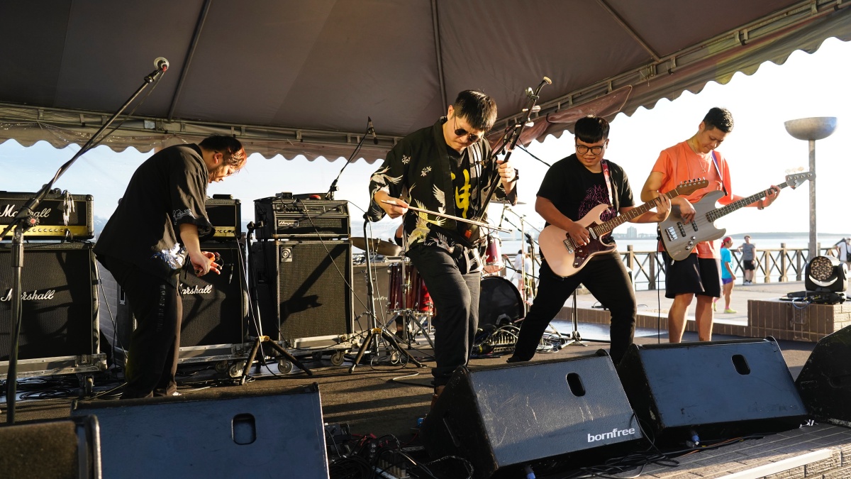 抓住夏天尾巴到海邊聽歌看表演！宜蘭外澳、貢寮、福隆3大「海洋音樂祭」亮點總整理