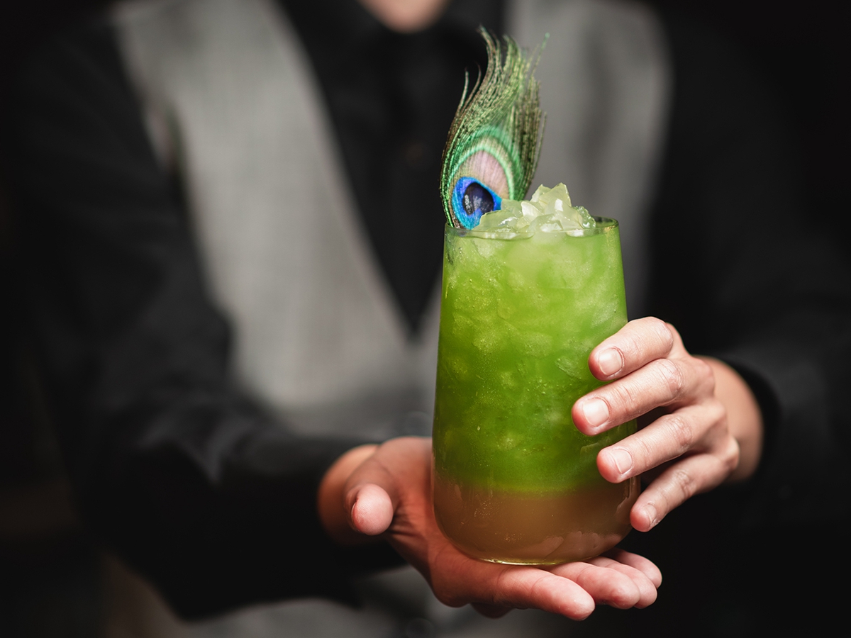 漢來美食首間餐酒館！入境如孔雀般華麗的「PAVO」，來場海港裡的舌尖探險