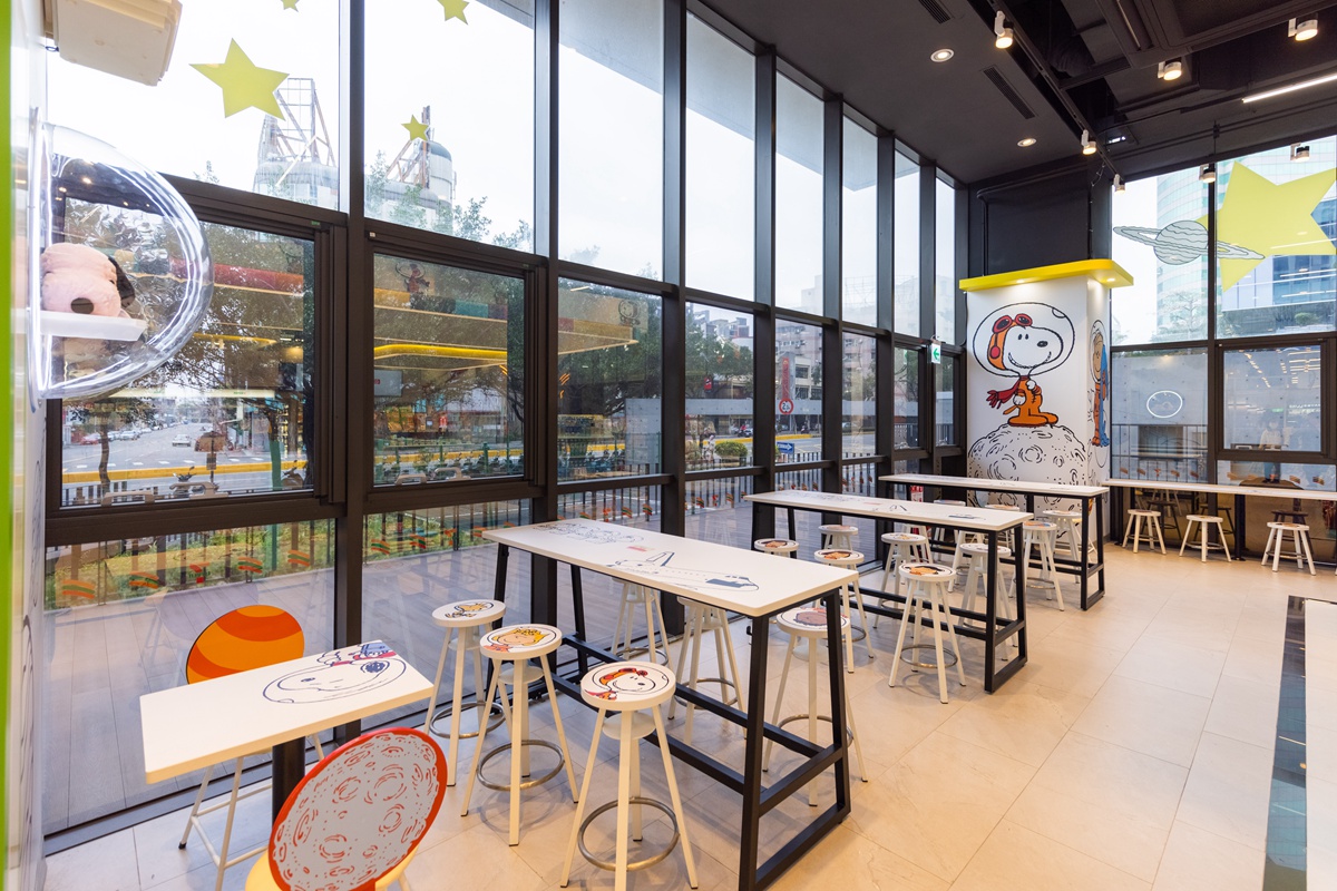 快告訴身邊的史努比朋朋們！ 7-11 × SNOOPY史努比主題店，以太空為主題進駐新竹工研院