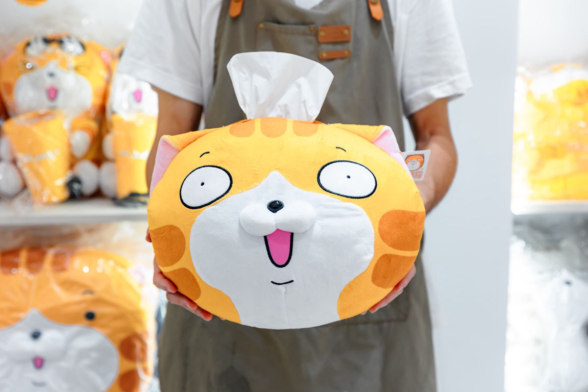 板橋出現白爛貓實體店！集結300多項周邊商品，連櫥櫃都是貓型輪廓