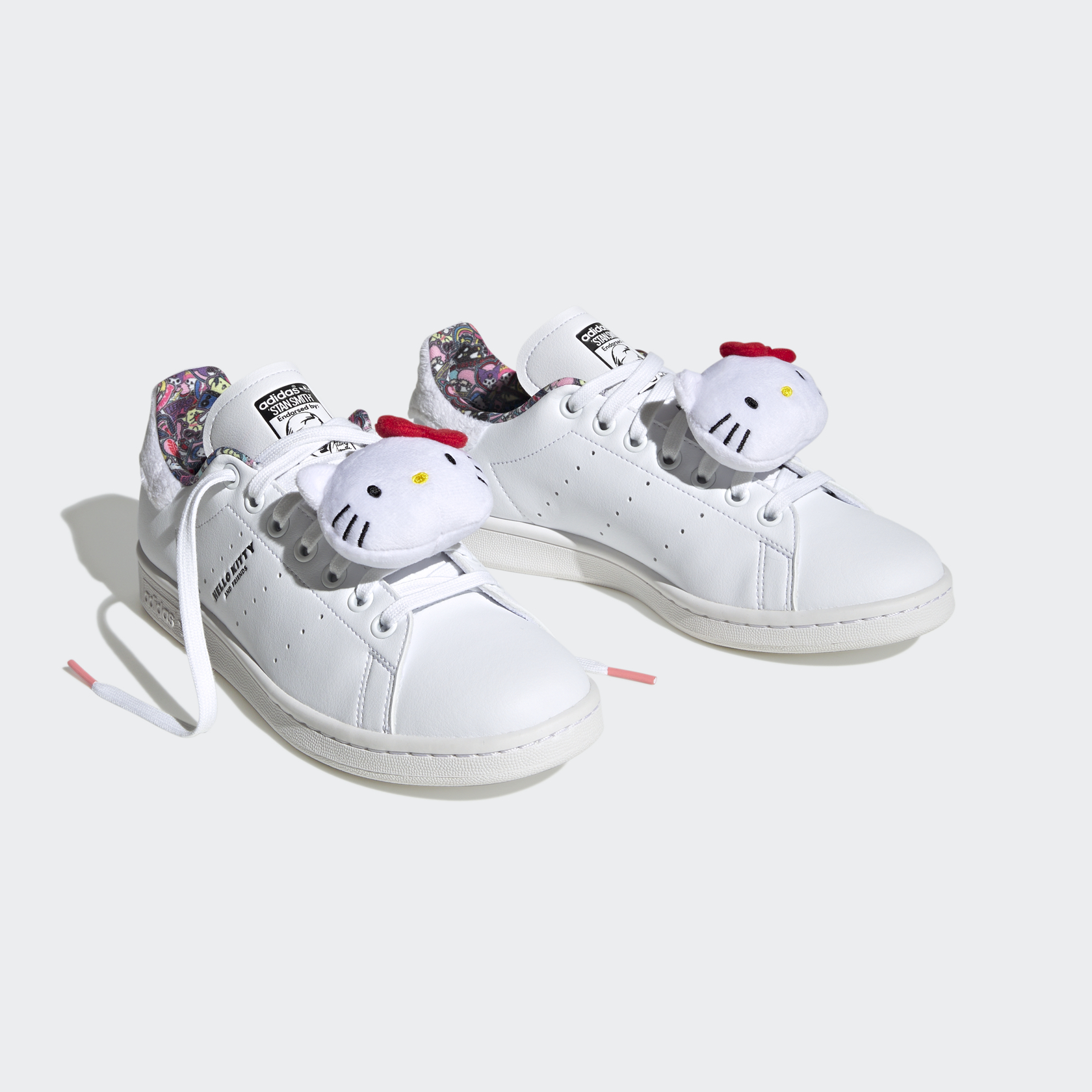 2023卡通聯名球鞋太可愛！PUMA×海綿寶寶、adidas×Hello Kitty全都又萌又時髦