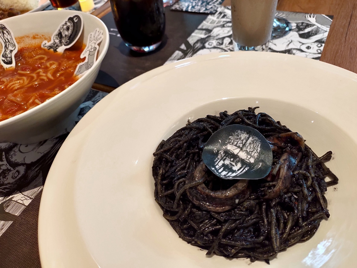 九月餐廳期間限定與新開店資訊看這裡！信義區又見伊藤潤二聯名餐點、呷哺呷哺、麵匡匡、PASTAIO、藏壽司各有千秋
