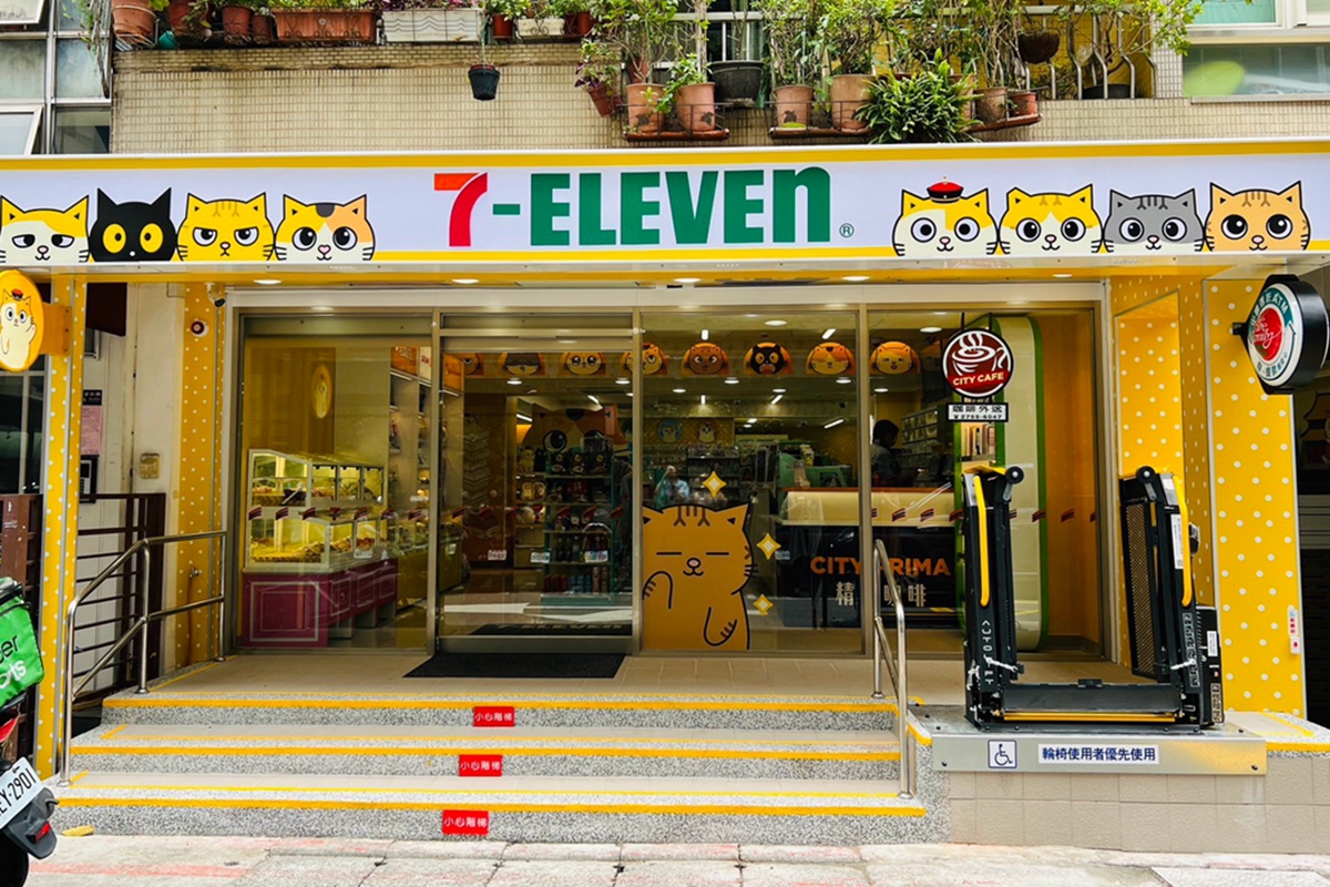 7-11與「黃阿瑪的後宮生活」聯名主題店台北大安區開幕！瑪民5大必拍場景總整理