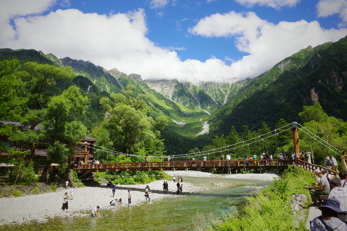 【奶茶團長旅遊專欄】怎麼去日本「神的故鄉」？彙整松本到上高地的交通資訊，從老少咸宜到高階行程版本一次看