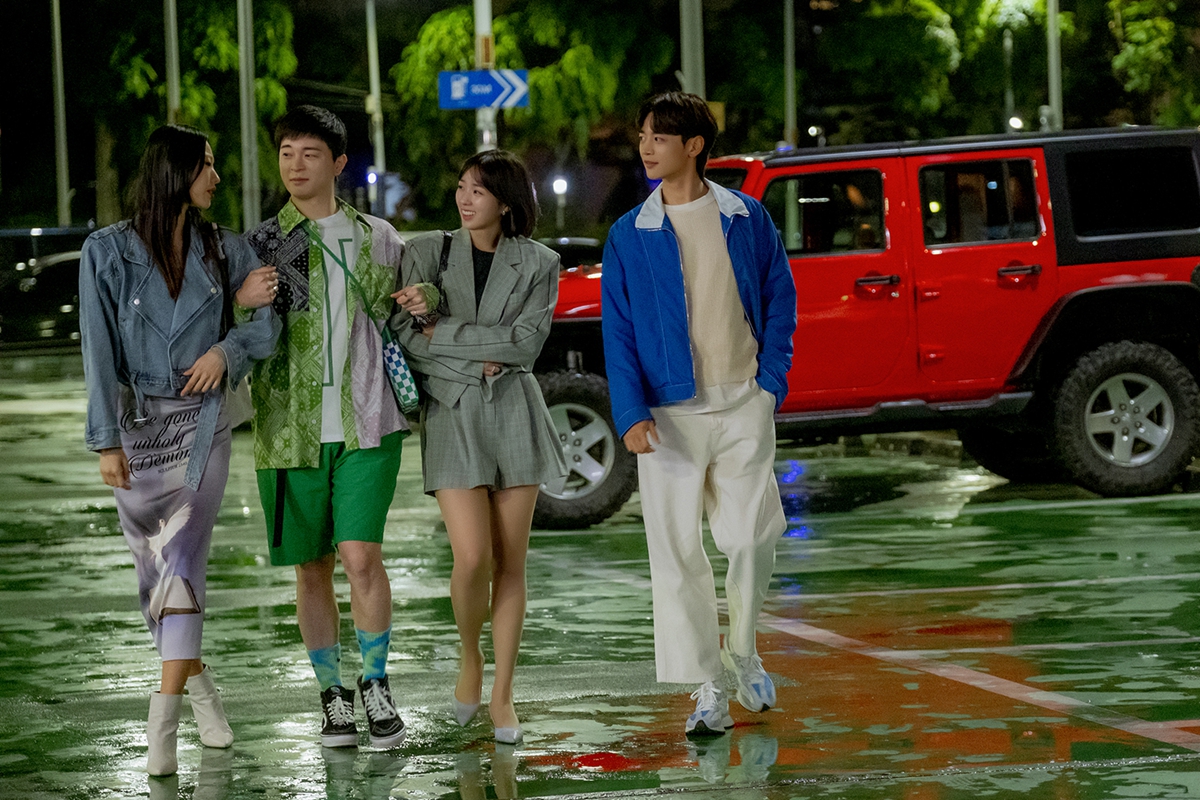 Neflix11月新片、新上架經典影片總整理！《王冠》、《First Love 初戀》、《全員逃走中》，連《步步驚心》和《楚喬傳》也在片單裡