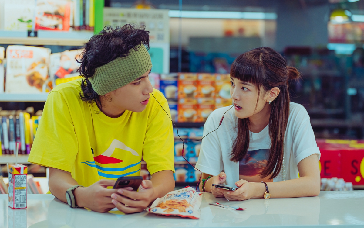 Netflix都會愛情劇《此時此刻》超大咖演員陣容曝光！匯集台灣大半演員、CP配對顛覆想像