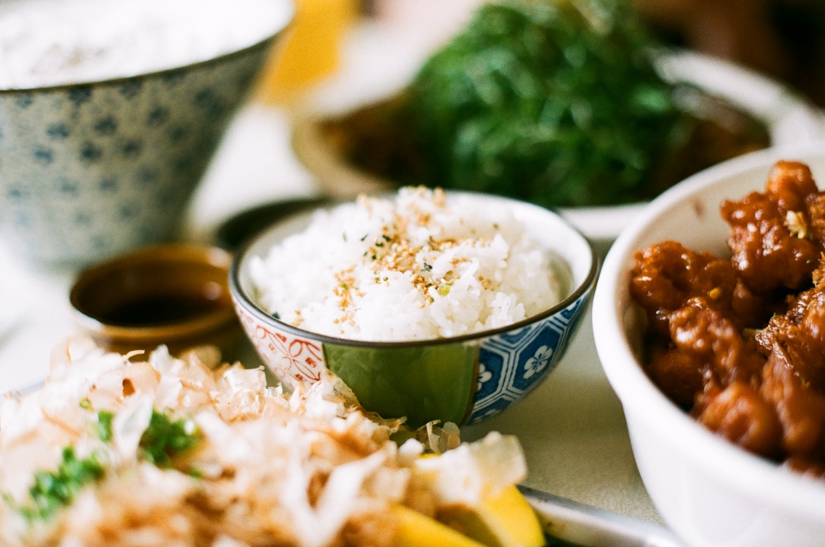 春天的京都充滿魅力！跟著《京都：春季遊》品在地美食、看風景，用在地人的方式來場京都之旅
