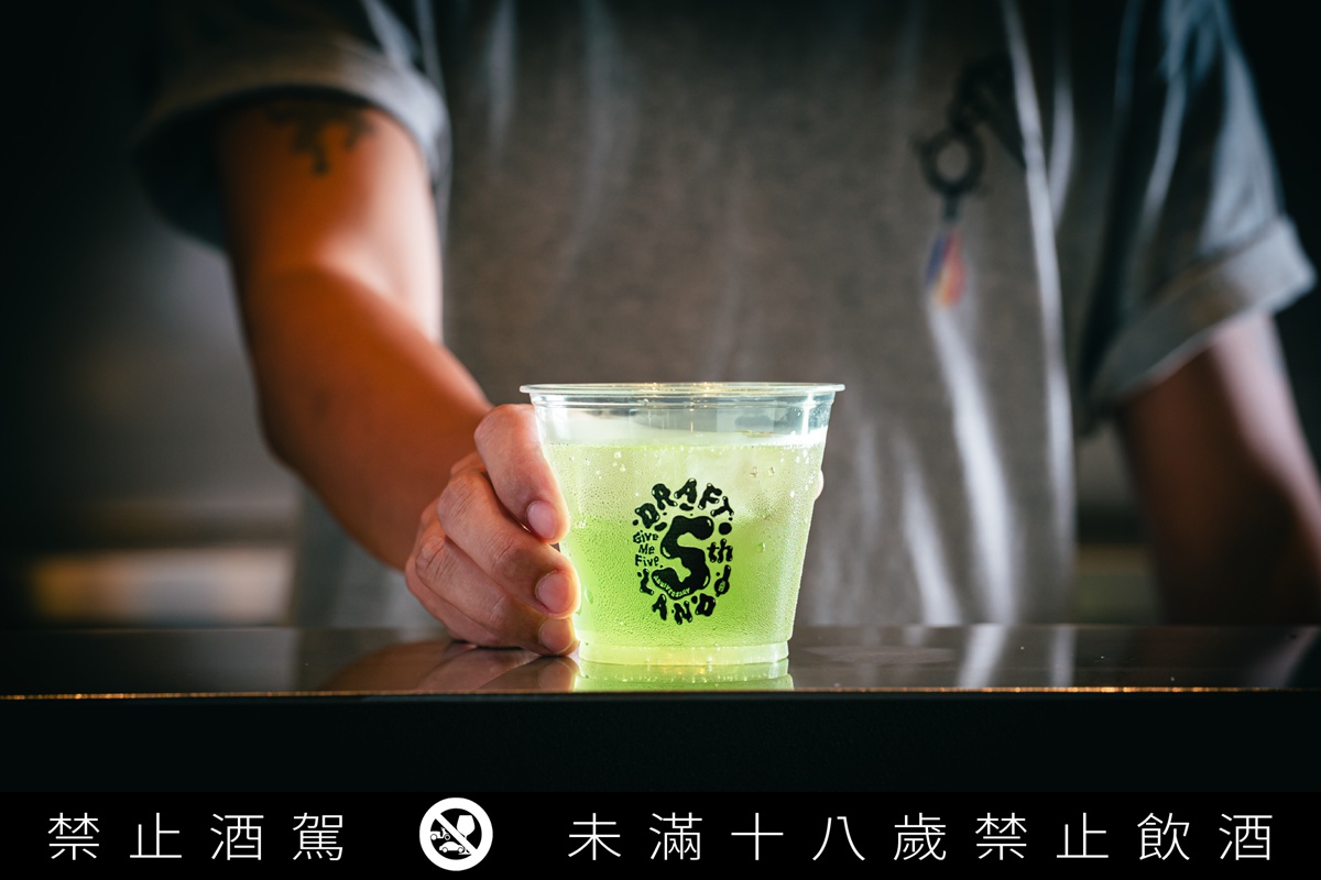 2023白晝之夜來開喝！信義區8間酒吧化身「猛禽酒吧」，透過酒吧巡禮以老鷹、貓頭鷹打造創作酒款