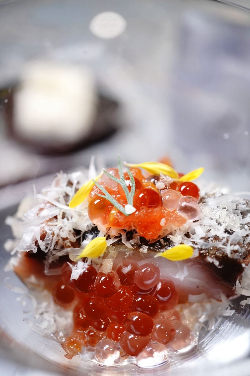 松山區全預約制Fine Dining餐廳「星 hoshi table」以英式茶飲融入菜系，打造創意無菜單料理