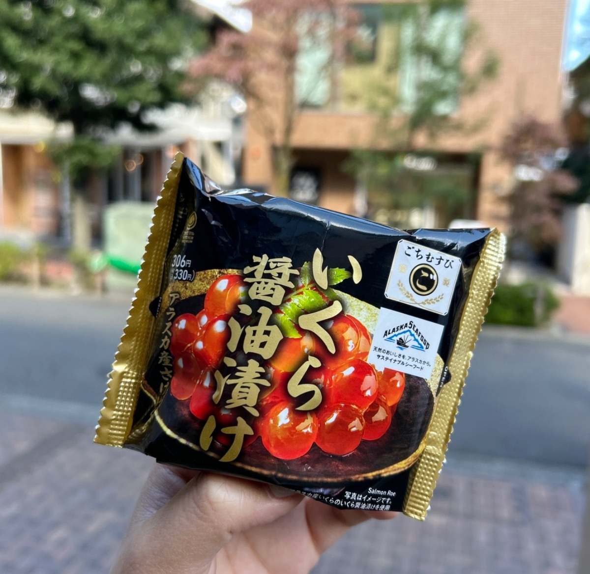 日本便利商店早餐推薦！開箱LAWSON、全家、New Days必吃飯糰、三明治品項