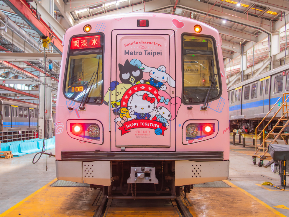 歡慶Hello Kitty 50週年！超萌AR實境、療癒展覽、聯名小物等慶祝活動總整理
