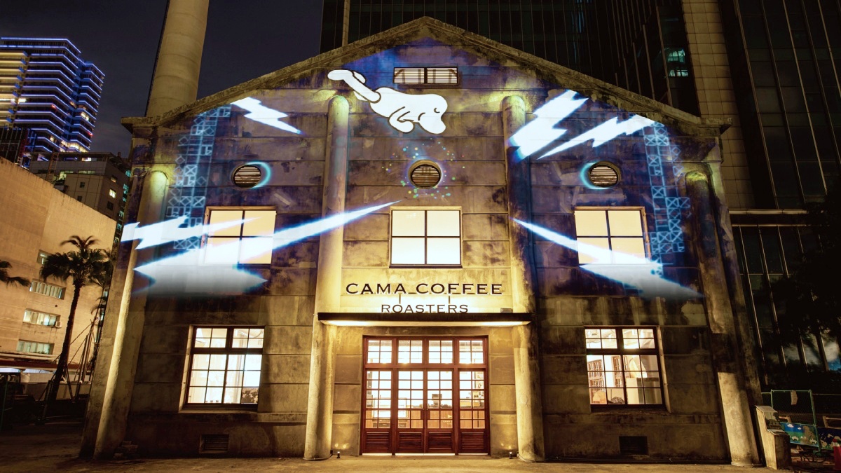 餐飲界也跟上露營潮！好丘、cama café齊推野營風限定店裝和新品，在城市裡也能享受愜意氛圍