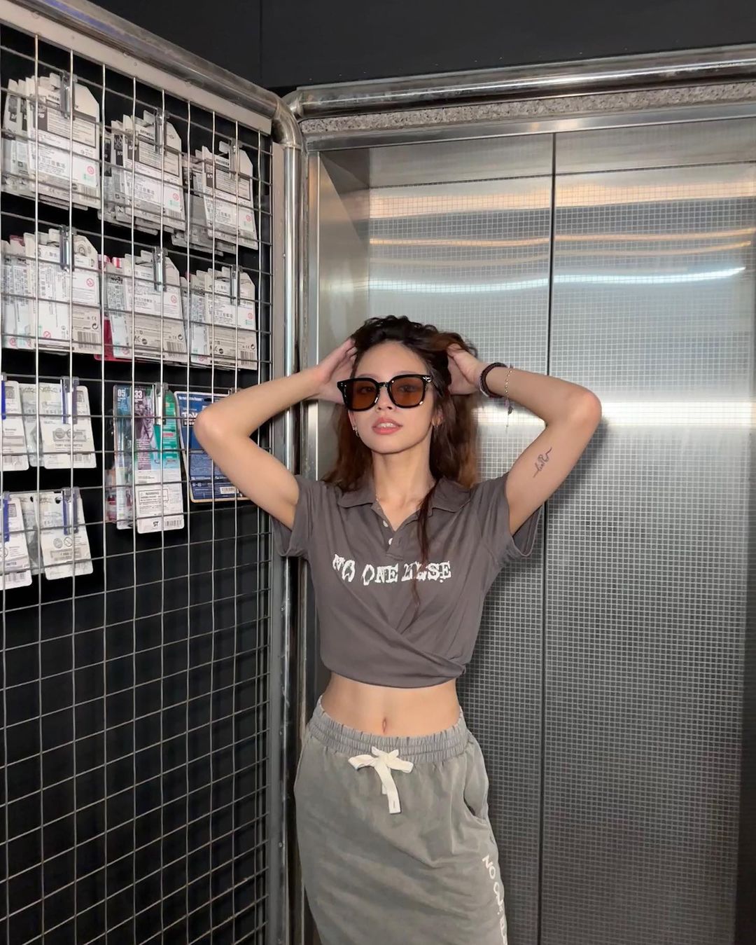 2023早秋穿搭就這樣配！「老錢風」等3種不同復古時尚LOOK讓《未來少女》人氣成員穿給你看