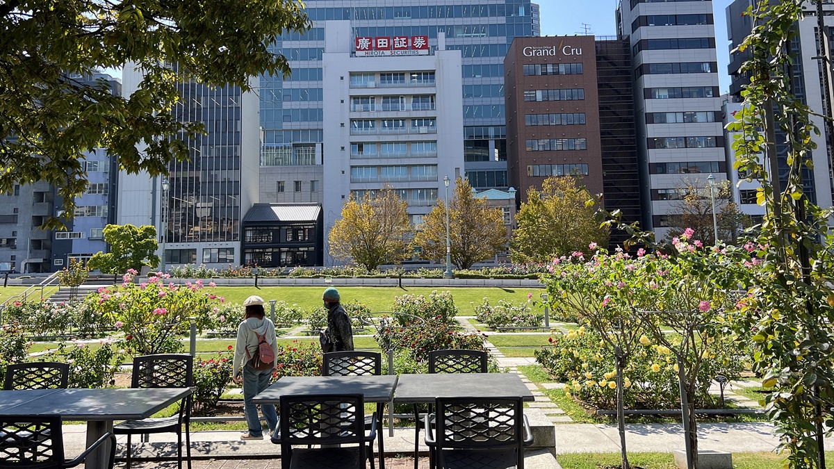 屬於大阪人的浪漫靜美！知性藝術又古典氣派的中之島公園晨間散策路線與河畔咖啡廳推薦