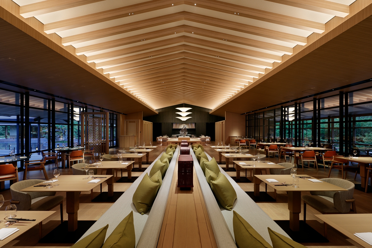 以神社為建築靈感的飯店！京都金閣寺旁的現代和風酒店 ROKU KYOTO，用設計向日本傳統文化致敬