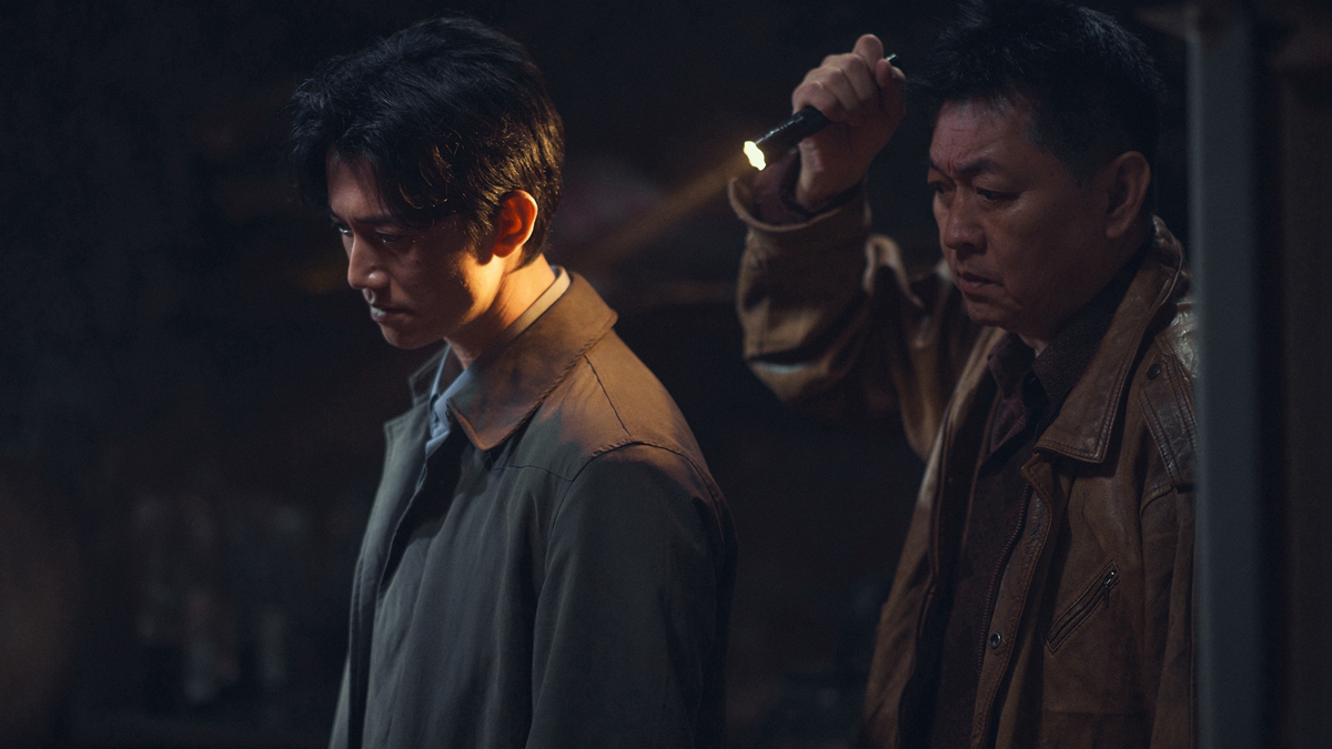 連假追台劇！Netflix《模仿犯》改編日本推理小說宮部美幸作品，一次10集全上線