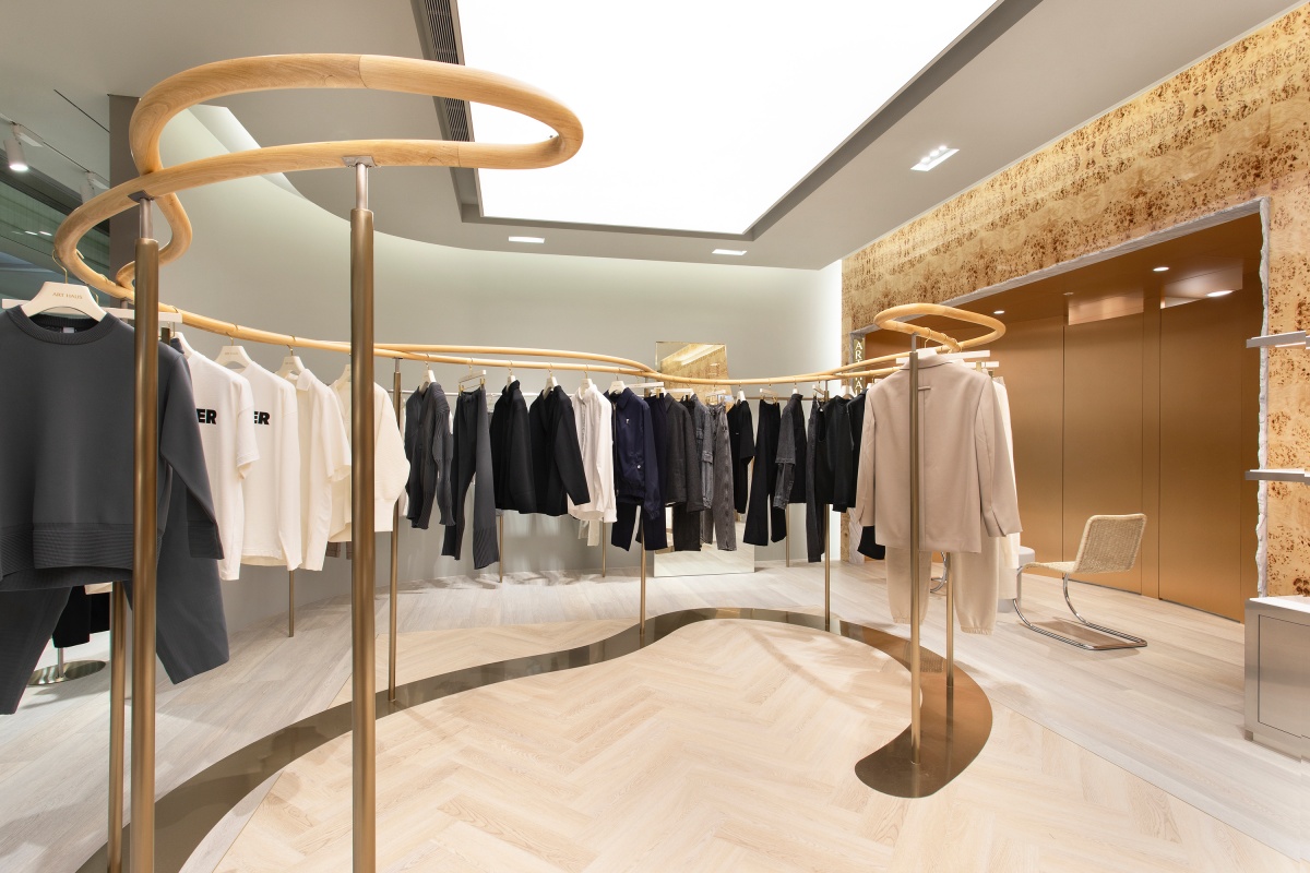 10月時尚品牌新店快遞！瑞典極簡品牌Acne Studio台灣首店、Reebok×港式飲茶聯名快閃等特色店家總整理