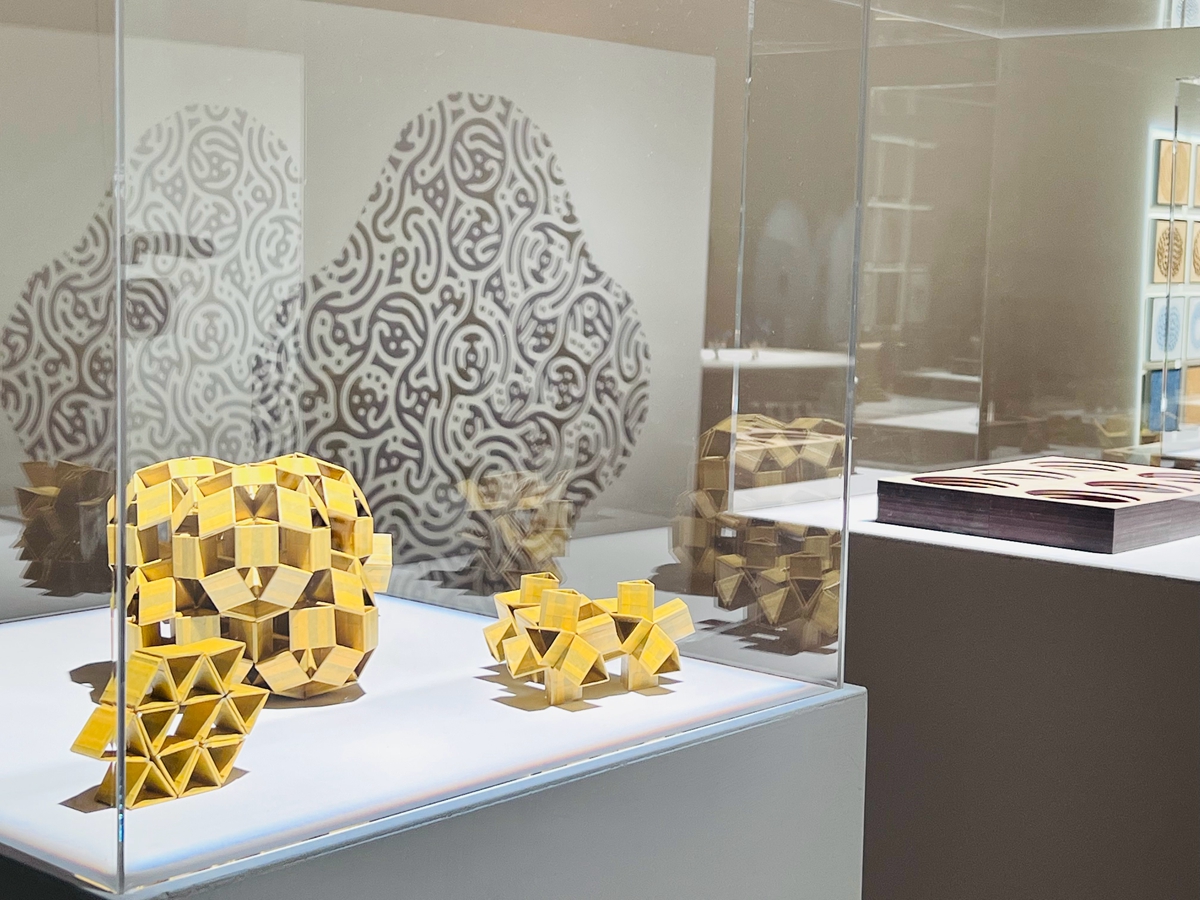 東京奧運會徽創作者野老朝雄帶著千紙鶴來台開展：在信義誠品打造如萬花筒般的萬千世界！