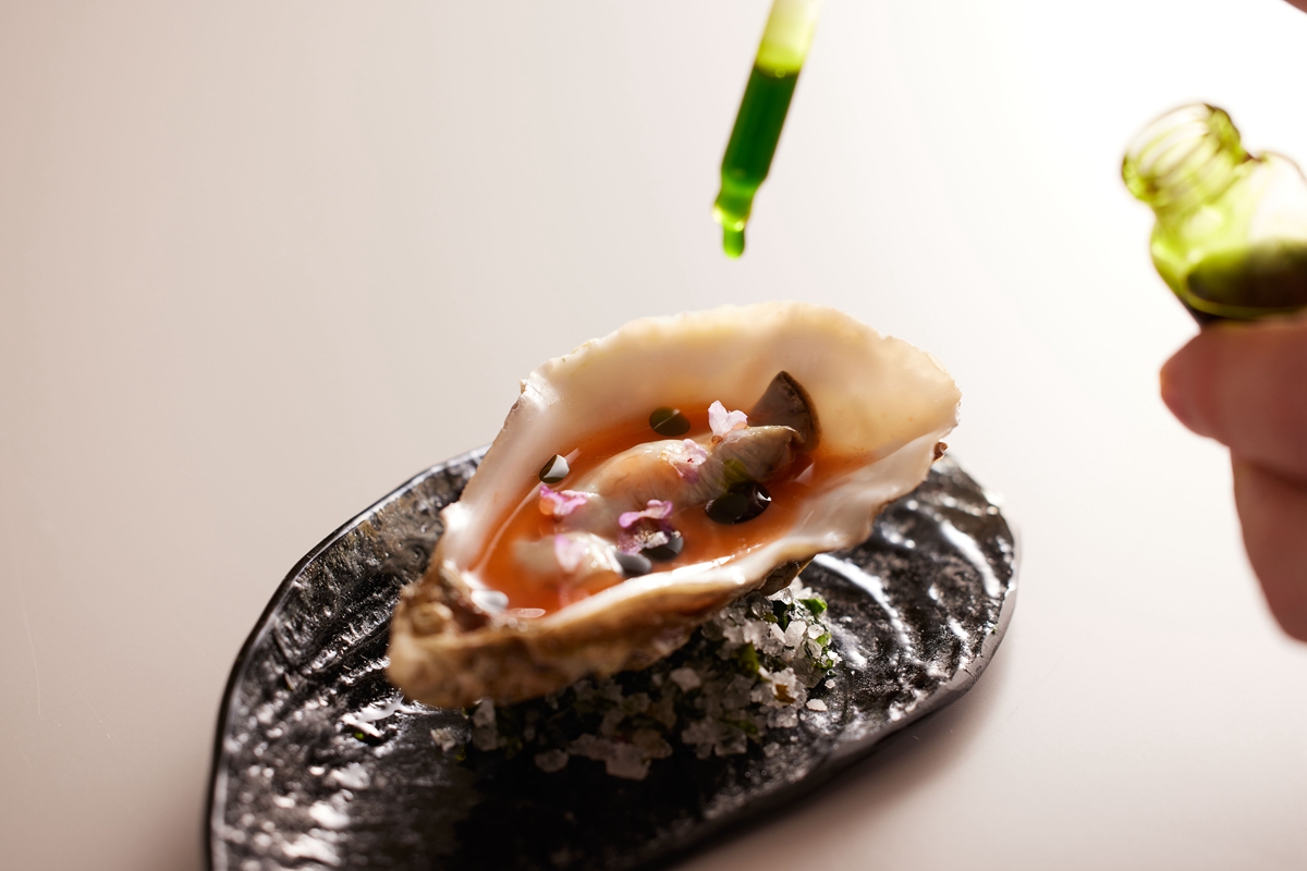 大直必訪義大利餐廳「FRASSI」新開幕！ 圓弧吧台體驗主廚餐桌