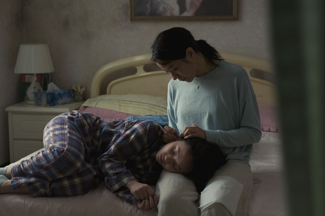 婚姻真的是愛情的墳墓嗎？當了父母之後又該如何去愛孩子？哈佛精神科醫生剖析情感矛盾的癥結點：我們都該從多元角度思考生活