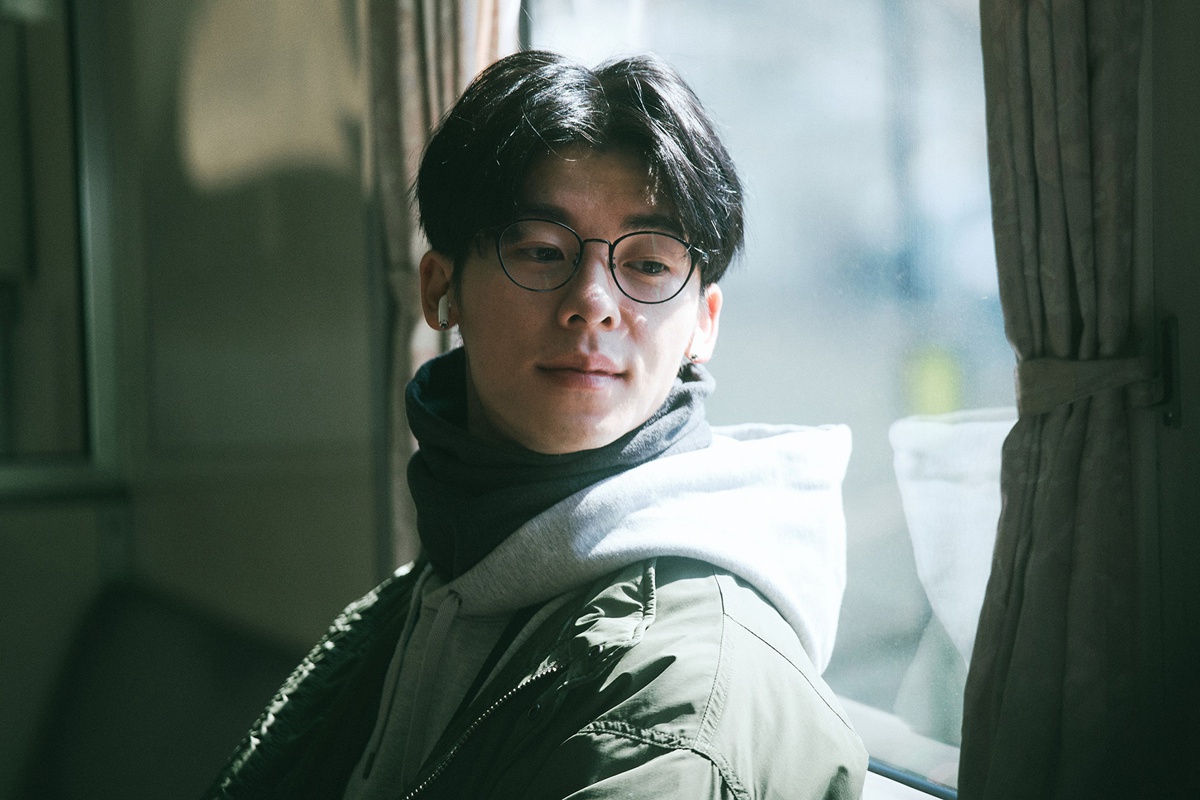 氧氣男神許光漢進軍日本影壇！與清原果耶拍攝清新愛情電影《青春18×2》，海報展現許光漢另一面貌