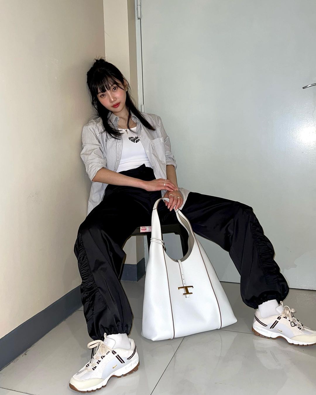 2023夏季穿搭關鍵字=工裝風！看人氣韓星JOY、秀英、田小娟示範5種不同「工裝褲穿搭」LOOK