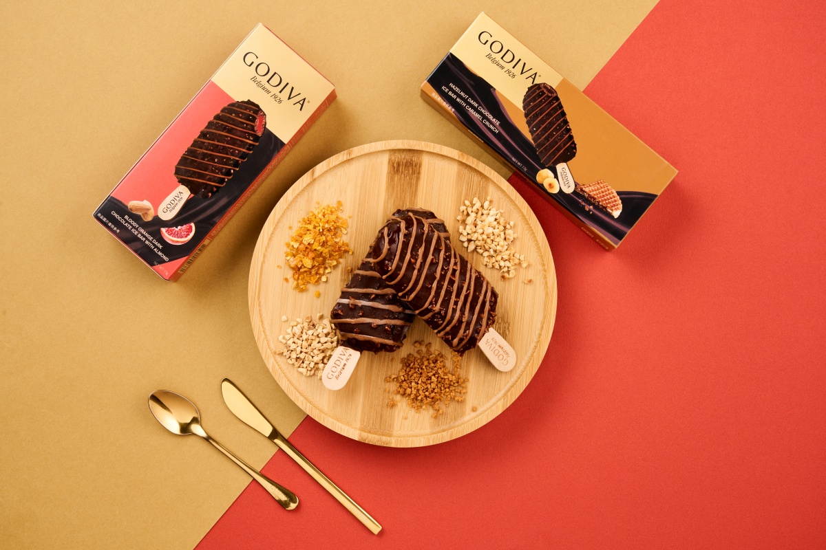 巧克力控一定會愛！GODIVA「焦糖脆粒」、「巧克力血橙」脆皮雪糕全新上市，全台7-11限量發售