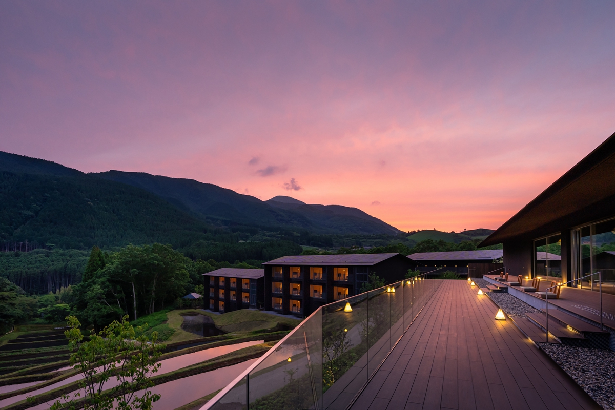 日本九州又見新旅館！星野旗下溫泉旅館「界 由布院」九州開幕，享受歸隱山林的靜謐感