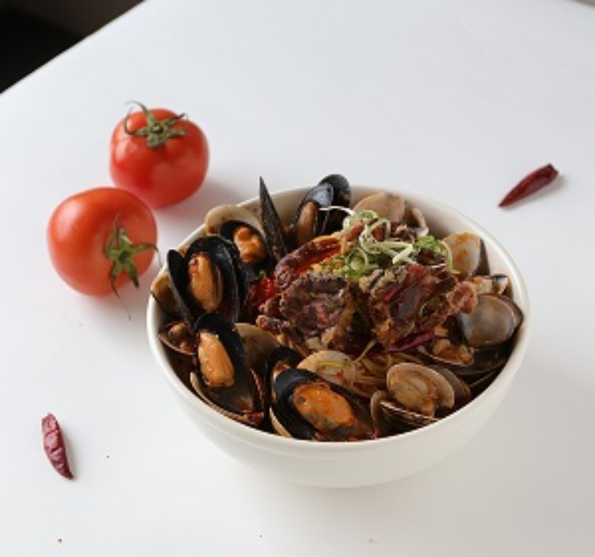 BELLINI PASTA經典義大利麵強勢回歸！大份量「炸雞野菇麵」、「手作牛肉丸肉醬麵」等復刻料理聚會必吃
