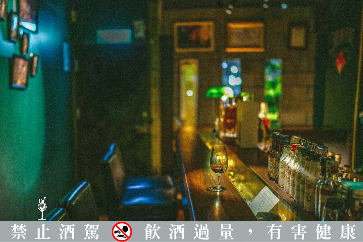 【威士J專欄】威士忌酒吧裡的點酒攻略