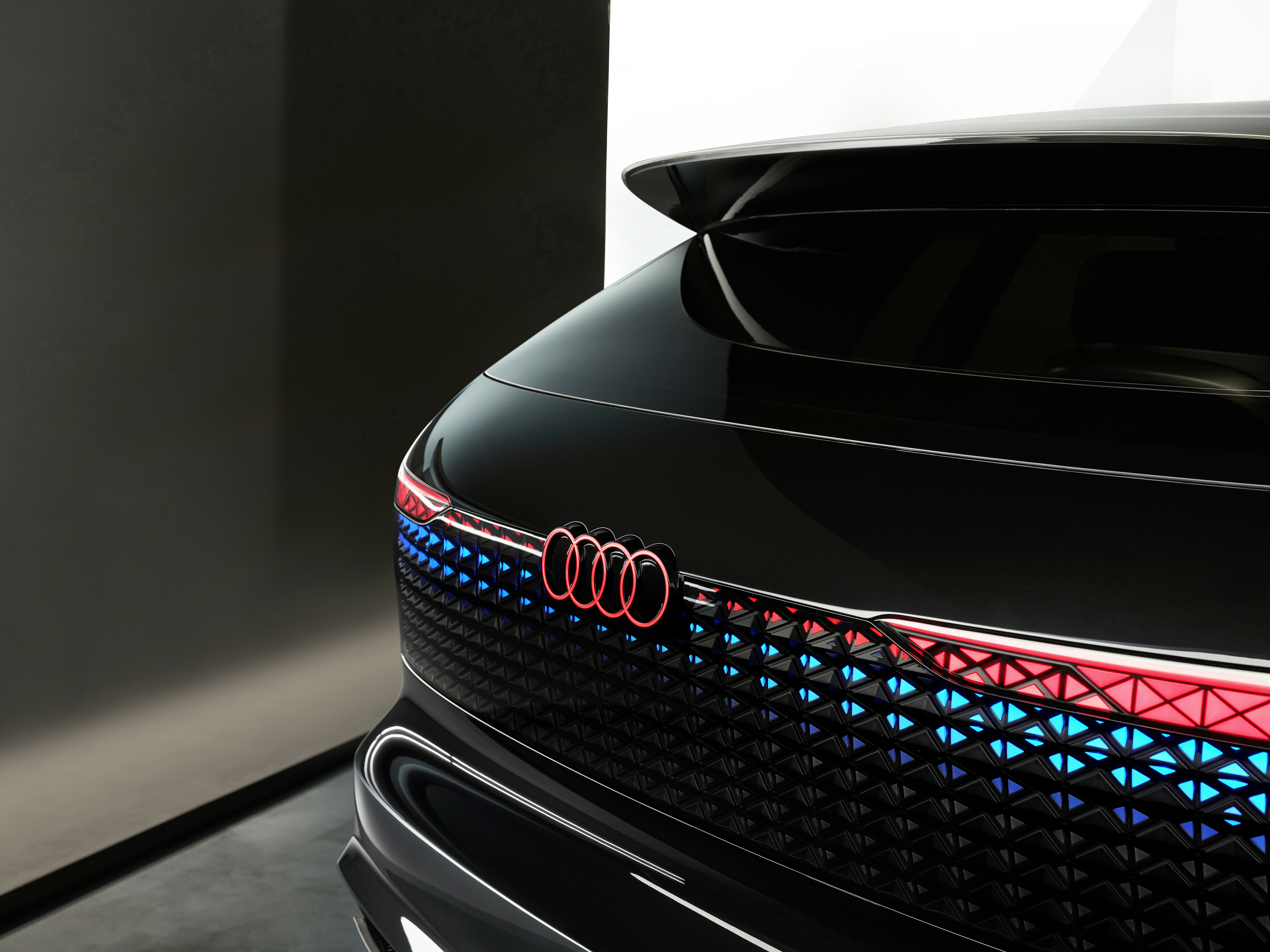這台車太酷！奧迪Audi urbansphere concept前後車門對開設計，演繹豪華移動新思維